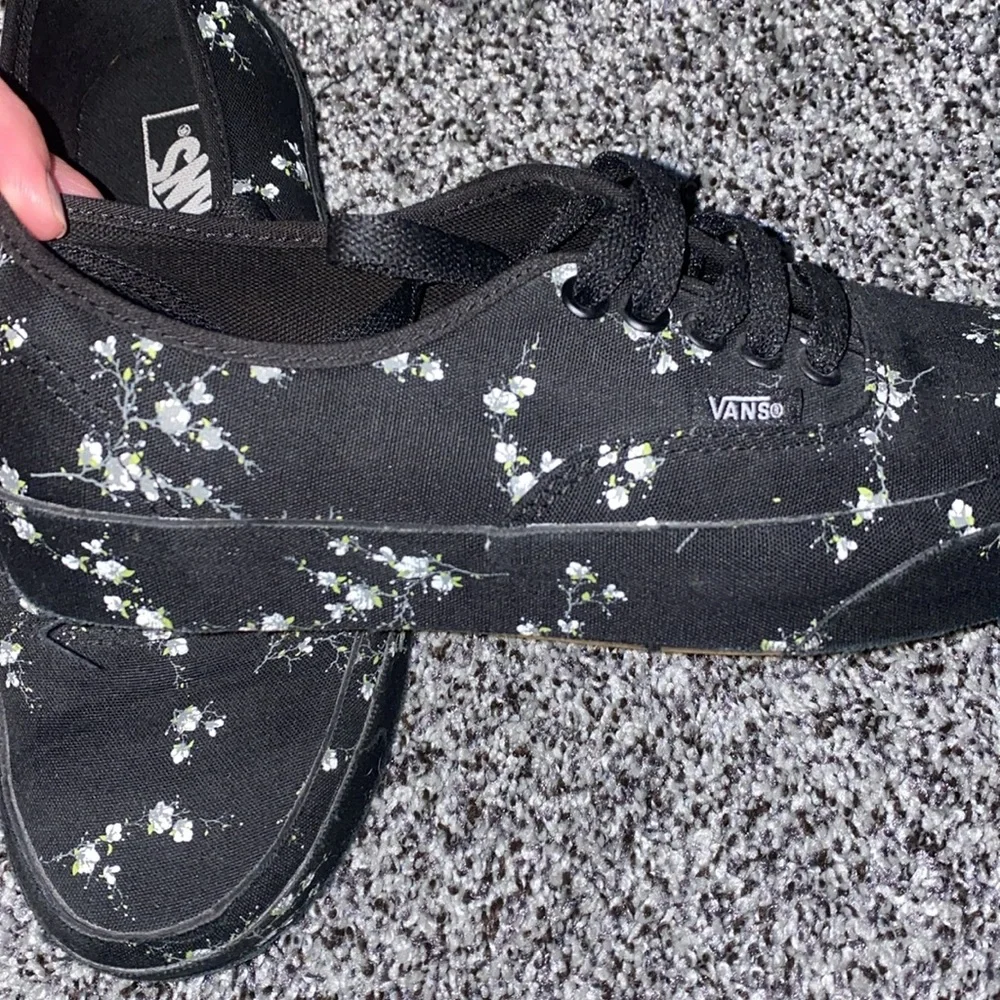 Vans sneakers - Picture 2 of 6